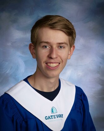 Jett Unrau named Gateway Christian's Valedictorian